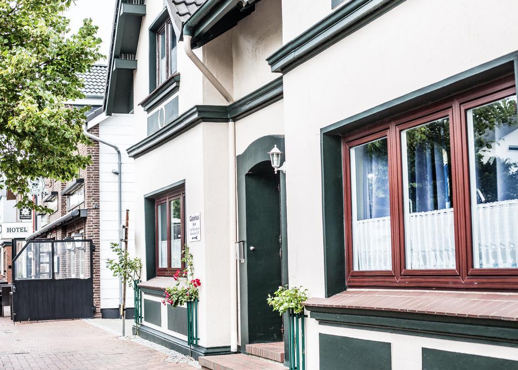 Hotel Tum Stueuermann Büsum Exteriör bild