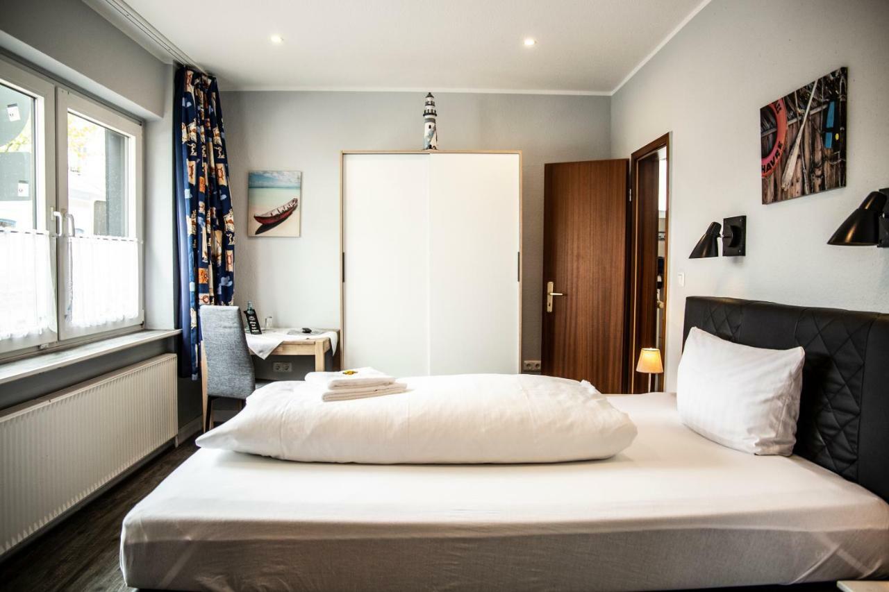 Hotel Tum Stueuermann Büsum Exteriör bild