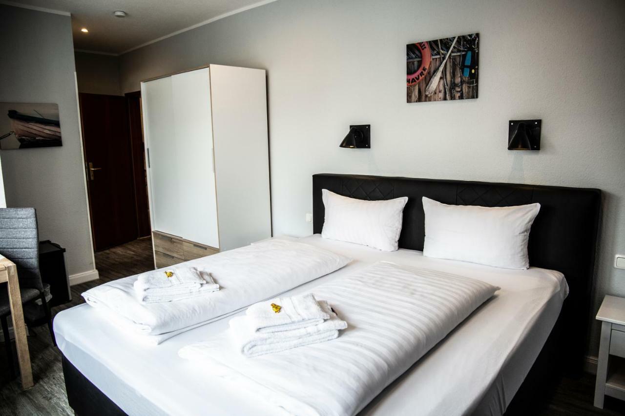 Hotel Tum Stueuermann Büsum Exteriör bild